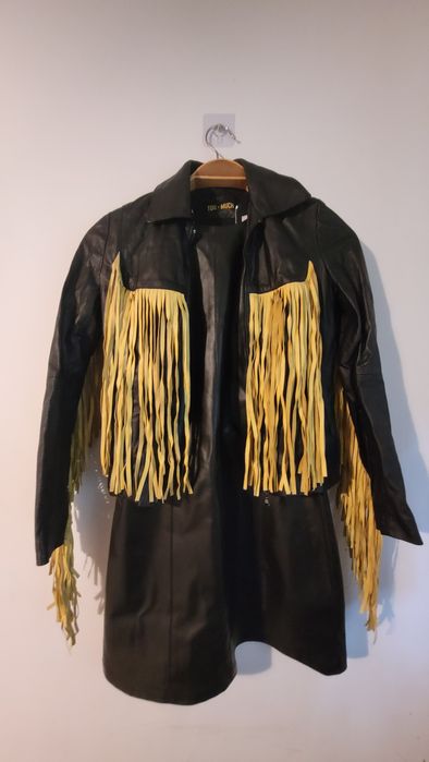 Jachetă din piele naturală cu franjuri galbene – Too Much