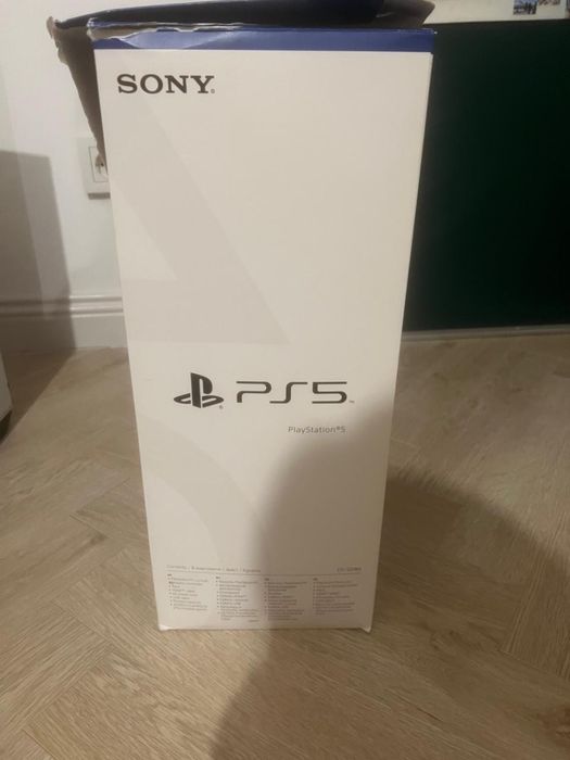 Продам пс5 плейстейшен