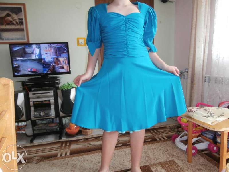 Продавам бална/официална рокля