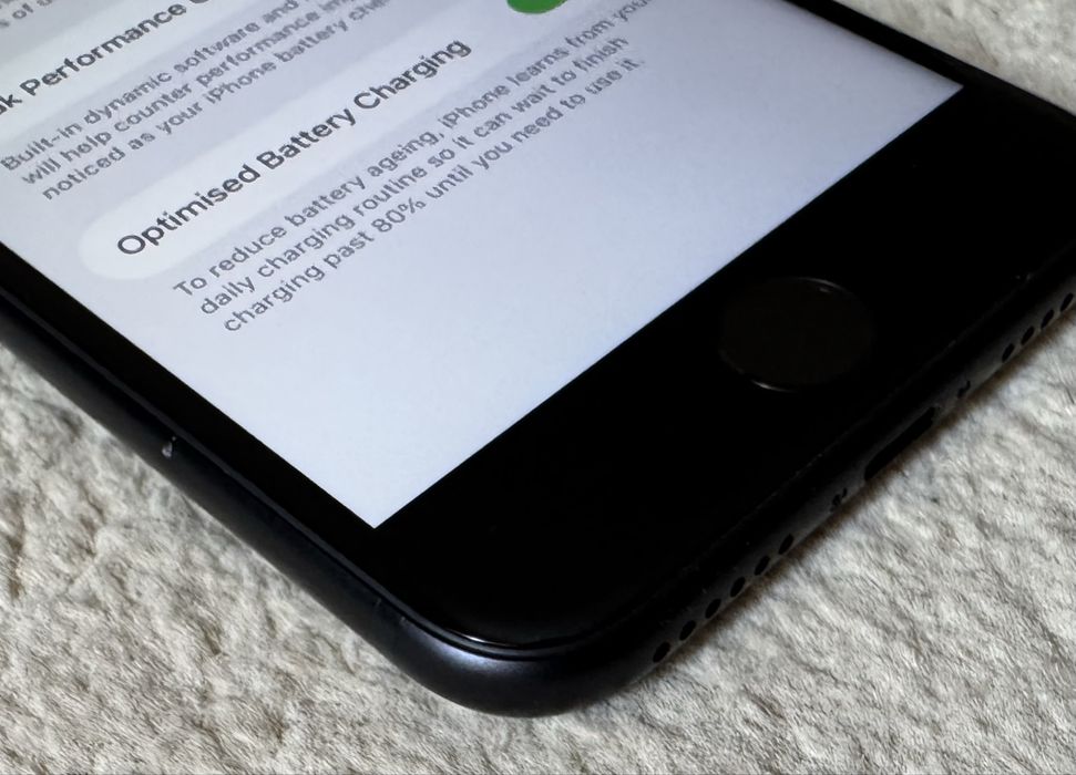 iPhone SE 2. 64GB negru - ca nou