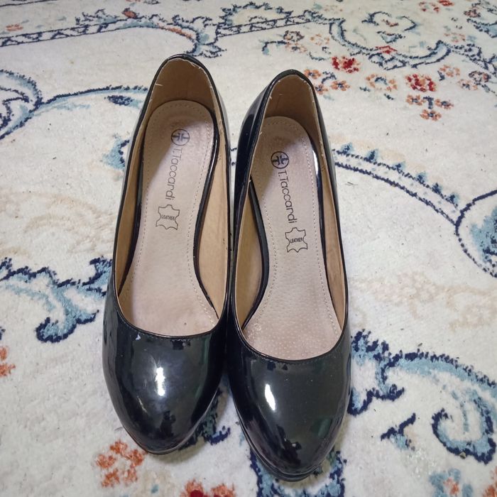 Туфли за 1000 символично