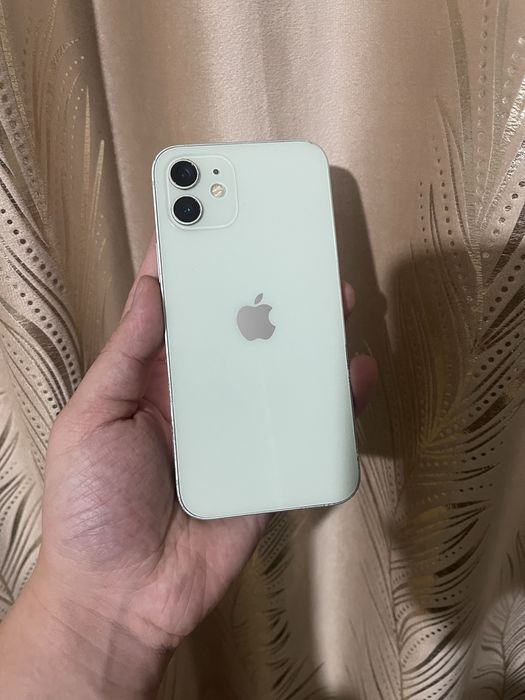 В продаже Айфон 12/256Gb.