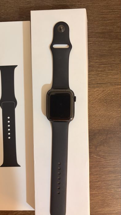 Часы Apple watch 7, 45mm