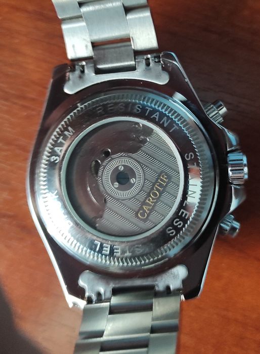 Механические часы Carotif