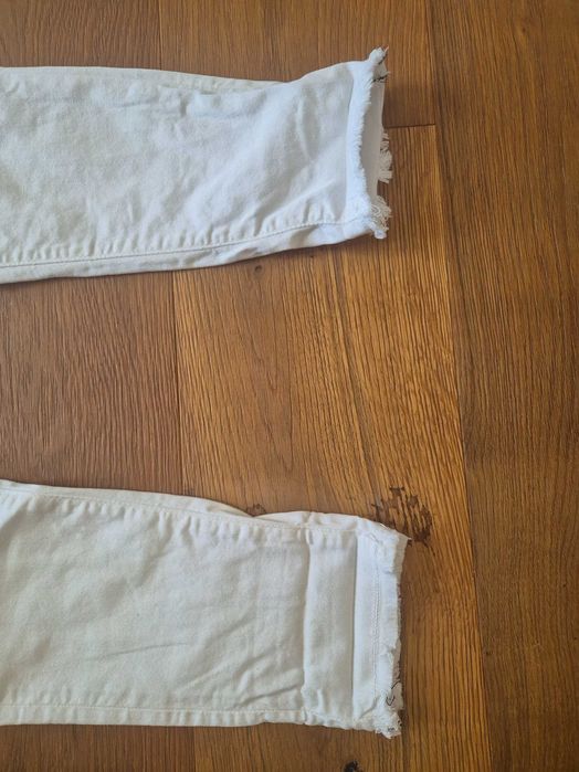 Бели дамски дънки Joop