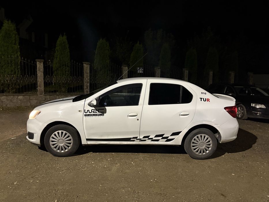 Vand sau schimb dacia logan