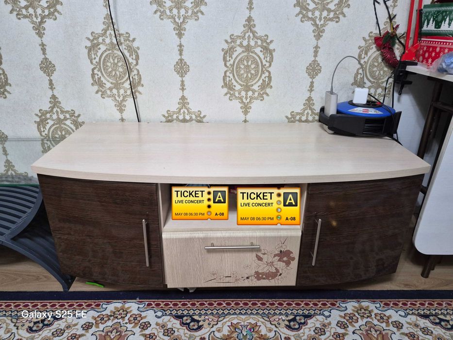 Продам шкаф 205х124х44 + тумба 54х120х53 (Самовывоз)