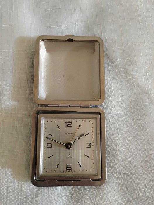 Туристически часовник, будилник Peter