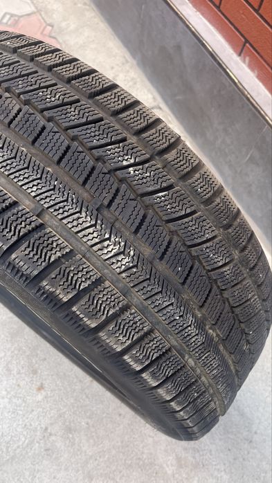 Шины зимние в комлекте