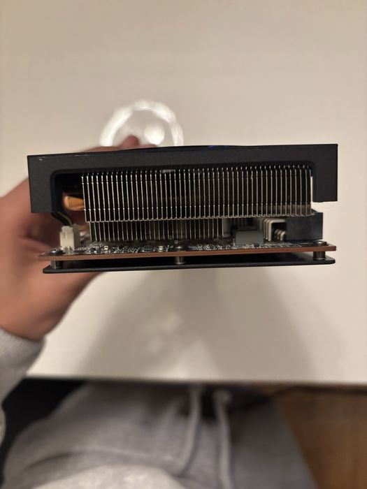 AMD Radeon rx 6700 xt - Conditie buna, testat, overclocked(fara cutie)