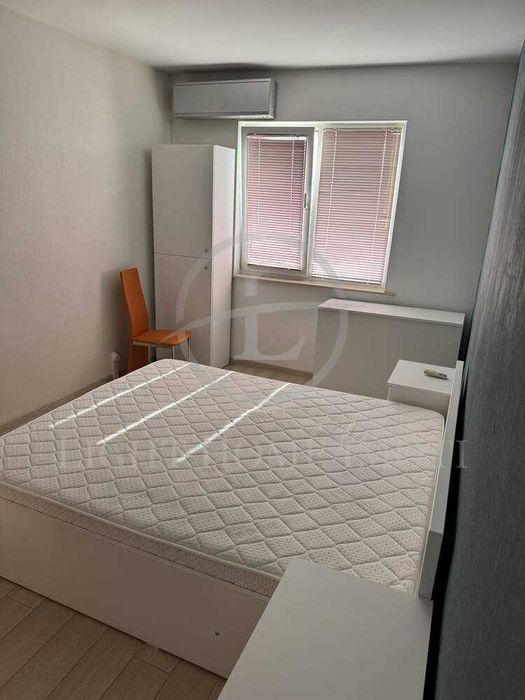 Продава се Тристаен апартамент в Пловдив, Тракия - 65 кв.м за 1757 €/кв.м - Снимка #4