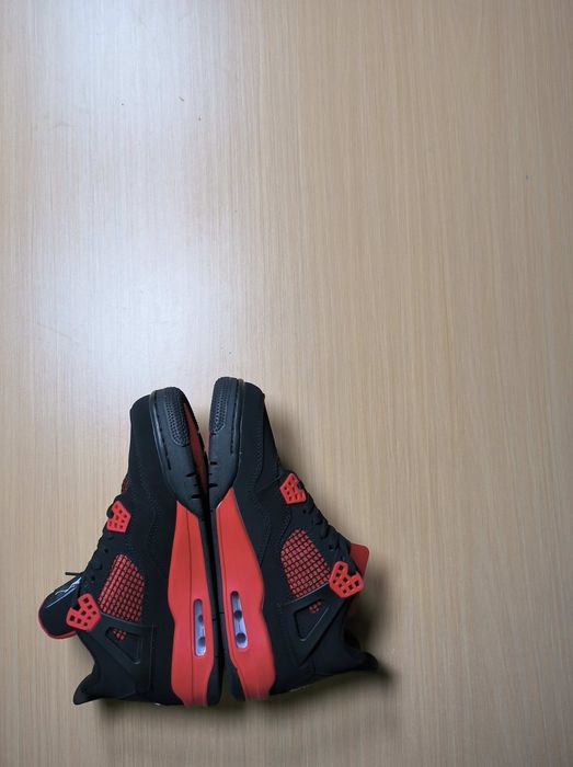 Jordan 4 Red thunder 44