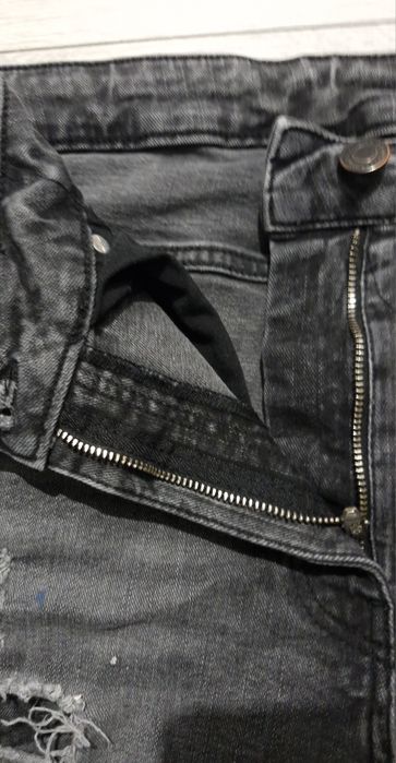 Blugi zara mărimea 40