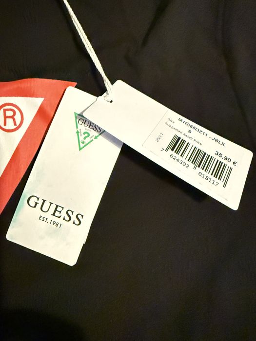 Тениска Guess оригинална , размер s