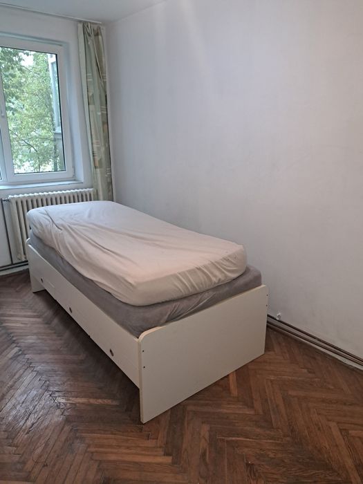 Apartament 3 camere de inchiriat