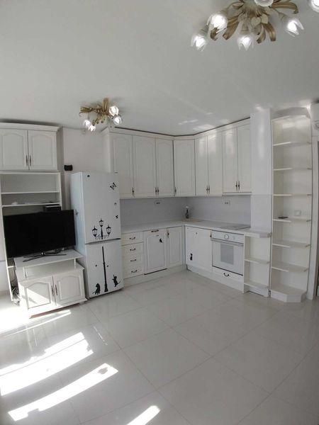 Дава се под наем Двустаен апартамент в Варна, м-т Евксиноград - 50 кв.м за 450 € - Снимка #3