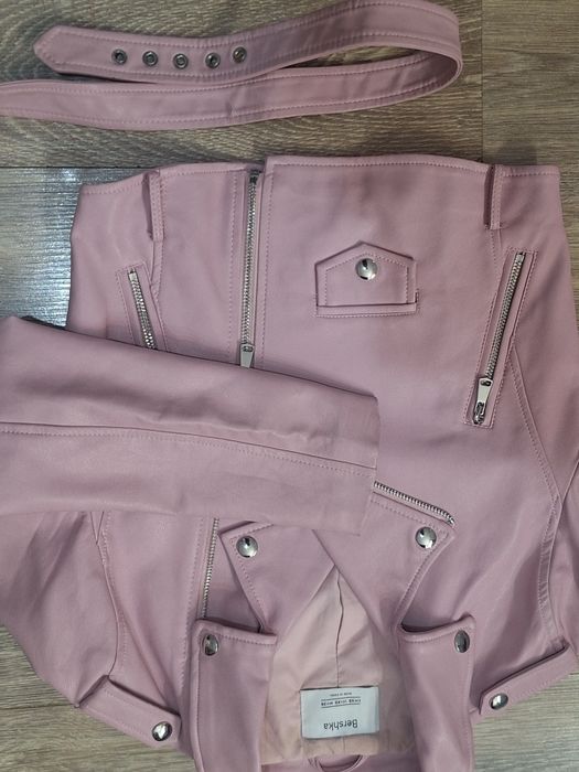 Стильная,молодежная кожанка