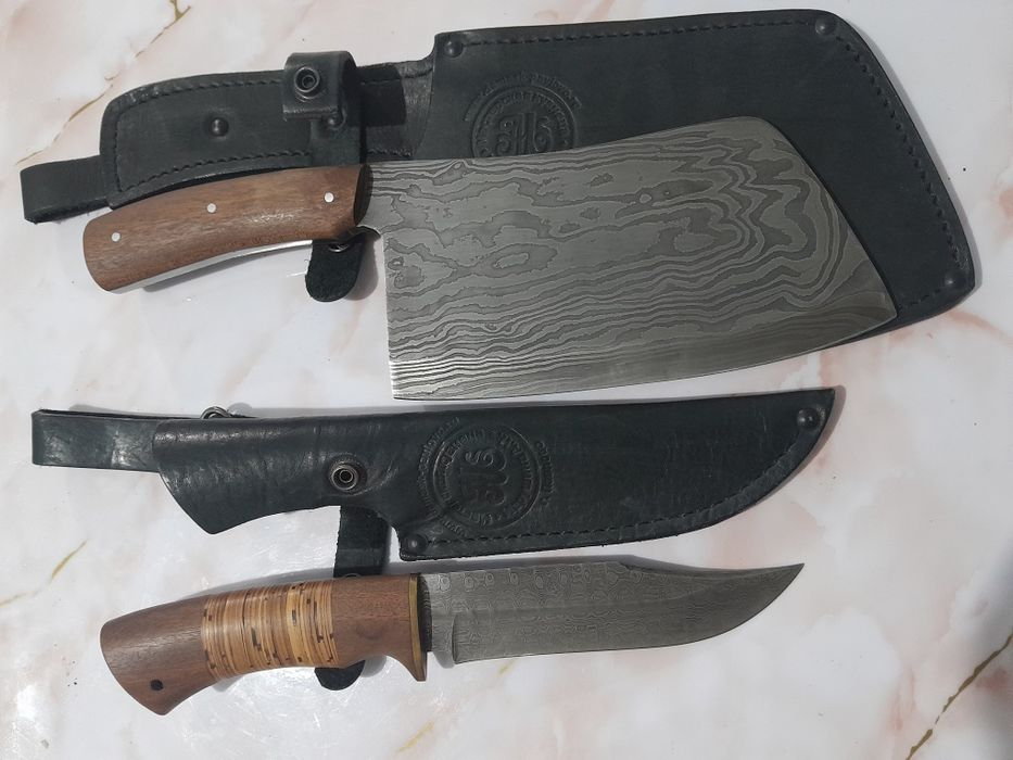 Набор ножей из Дамаской стали