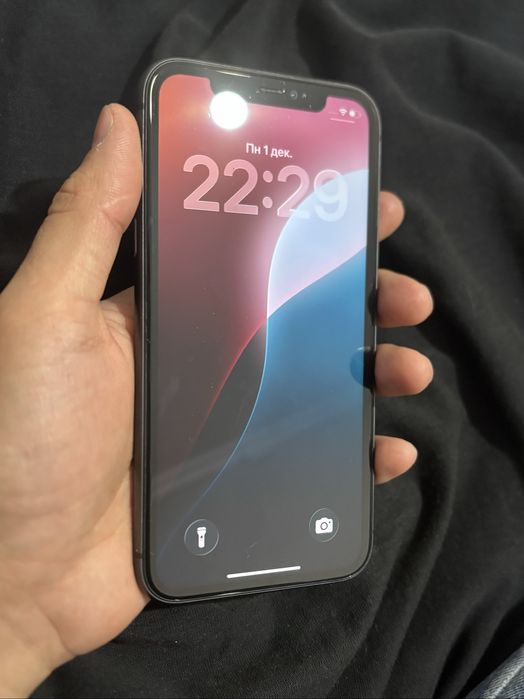 iPhone 11 64Gb идеальный