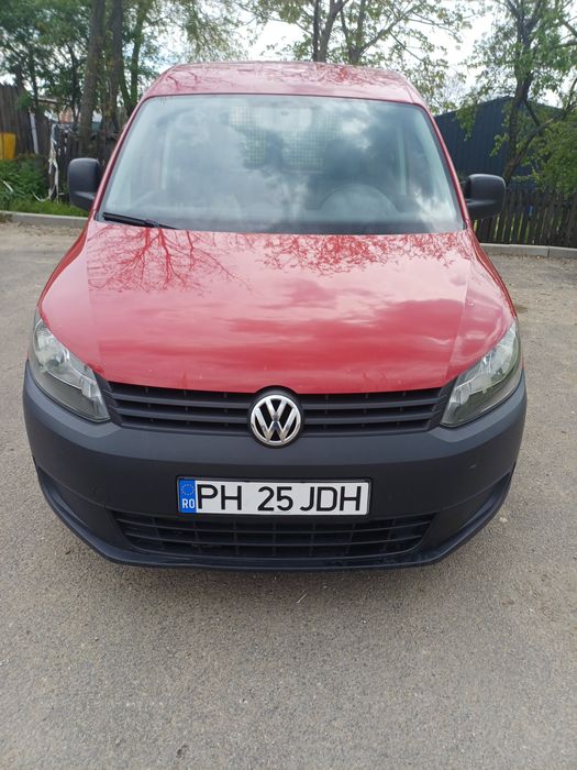 Vând Volkswagen Caddy