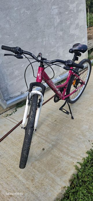 Продавам колело за момиче колелото е много запазено купувано е чисто