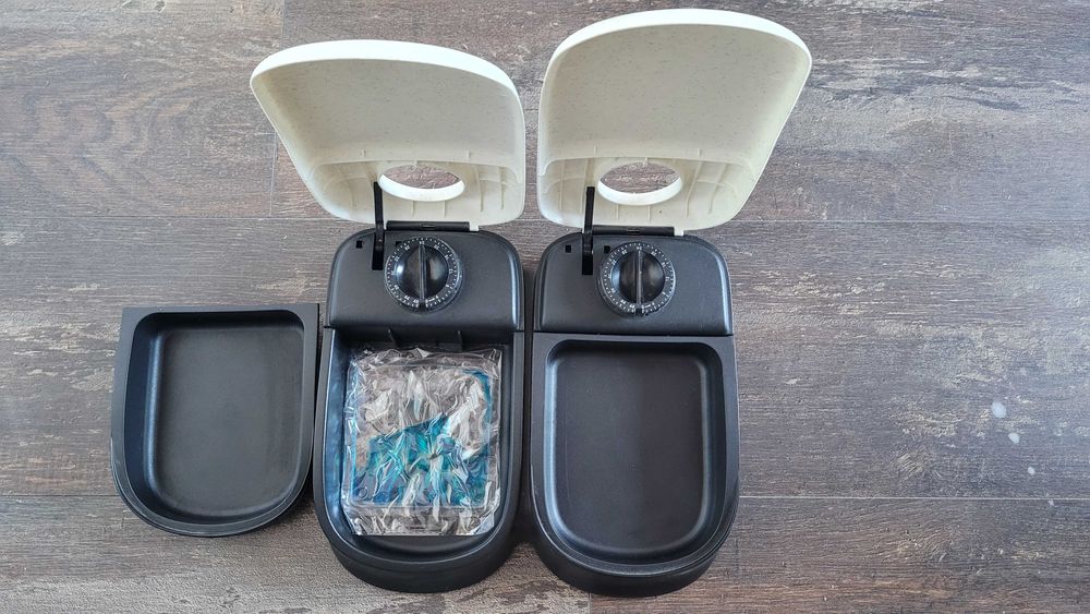 Hrănitor automat pentru pisici/caini