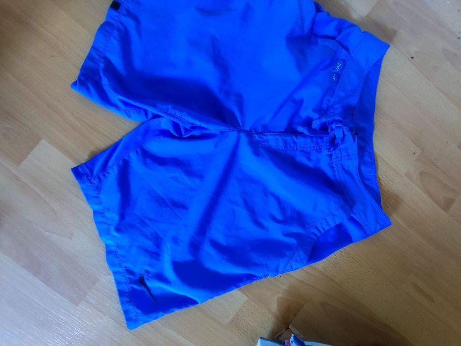 Къси панталони Nike номер М