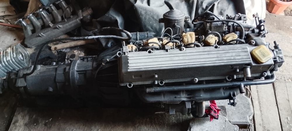 Продам двигатель с коробкой передач