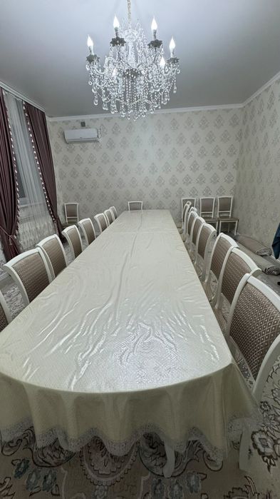 Продам стол  со стульями
