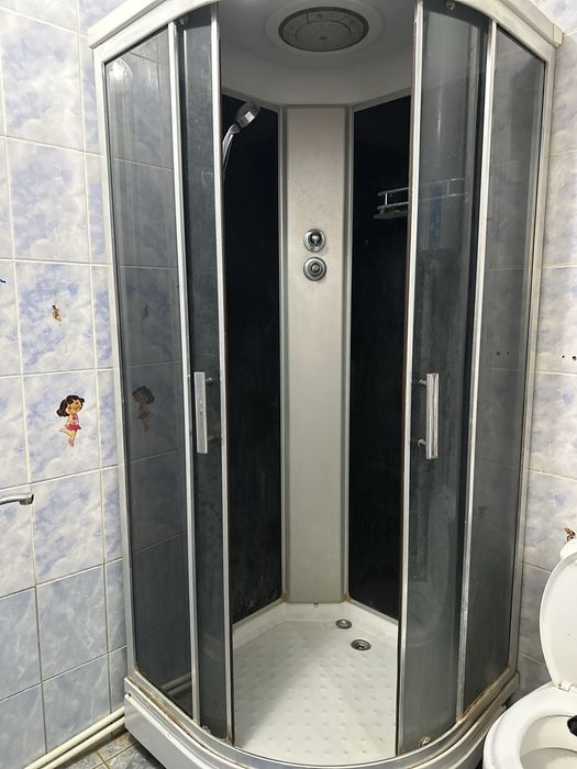 Продам душевые кабина