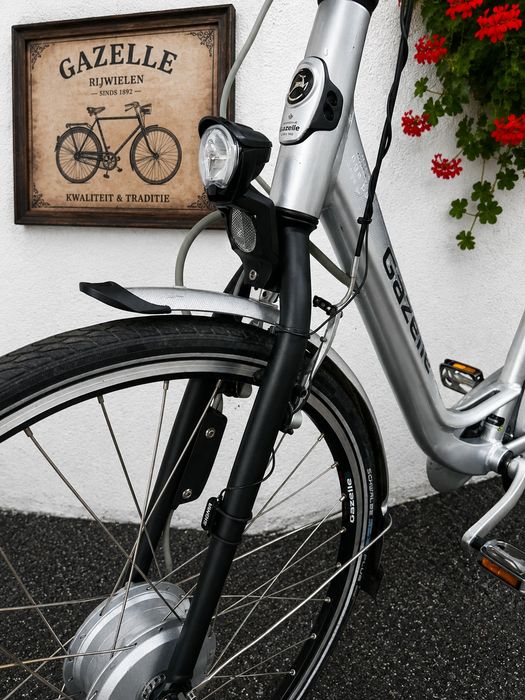 Bicicleta electrica Gazelle dama Lebada