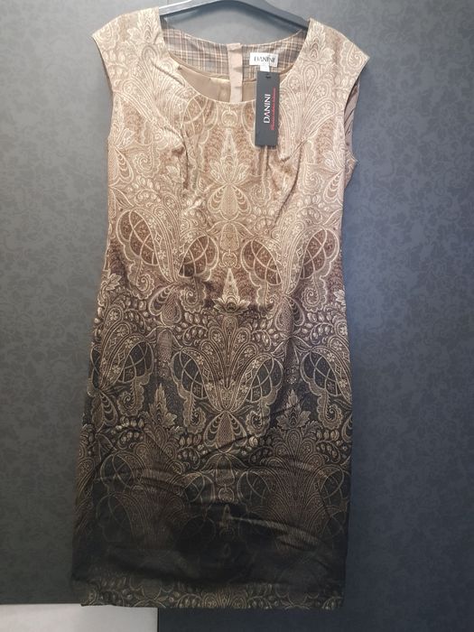 Елегантна рокля ДАНИНИ,48BG