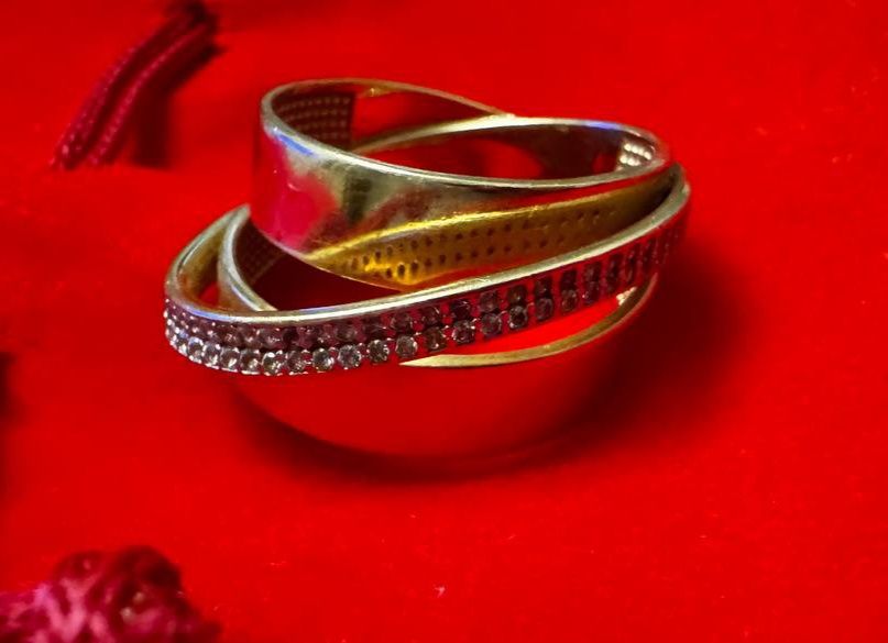 Золотое кольцо Турецкая изделия проба 585, вес 7,13 , размер 18,5