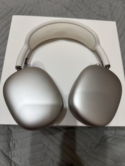 Продам AirPods Max