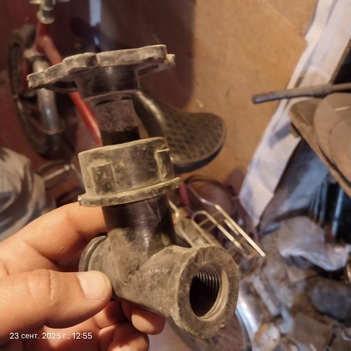 продам краны краны.