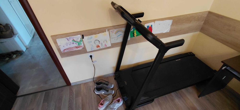 Продавам пътека за бягане Domyos Run 500