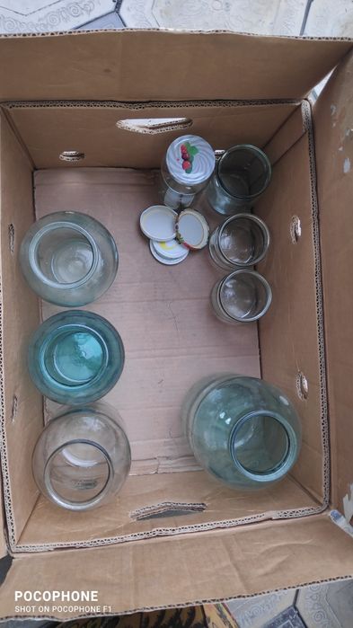 Банки стеклянные 0.5; 1.5; 2 и 3 литр