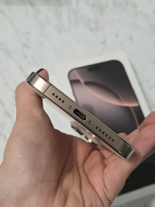 Vand/Schimb iPhone 16 Pro Max 256gb