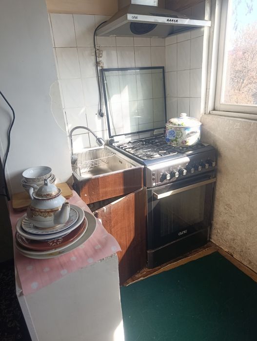 Срочно сдаётся 1комнатная квартира на 4этаже в районе Вокзала