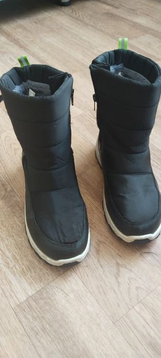 Продам обувь на подростка