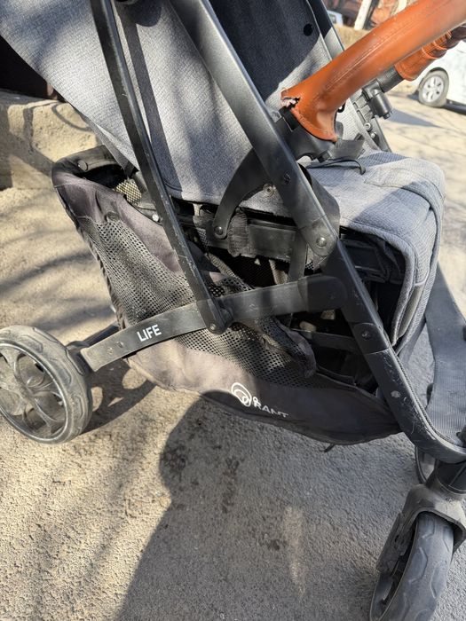 Коляска компактная