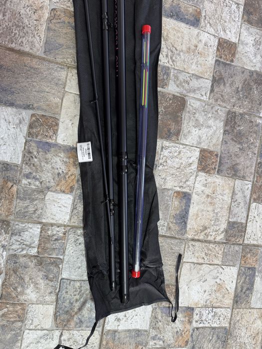 Lanseta feeder amestec Baracuda Tyro Feeder 3.9 m A: 150 g