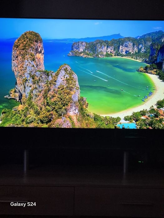 Перфектен 55" 4K Smart TV Samsung 55AU7092 ЗАПАЗЕН