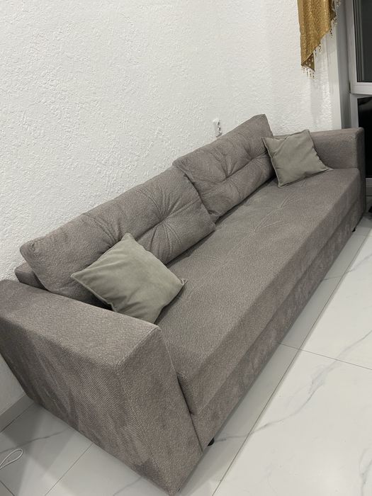 Продам диван ,в использовании меньше месяца