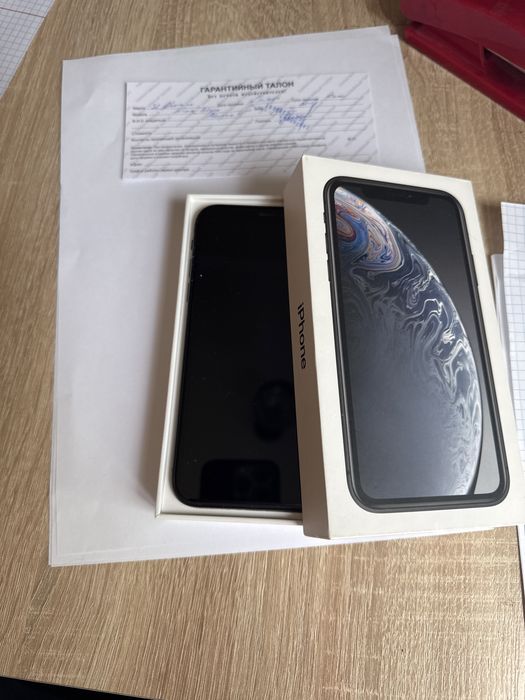 Продам Iphone 10 Xr, память 64 гб,