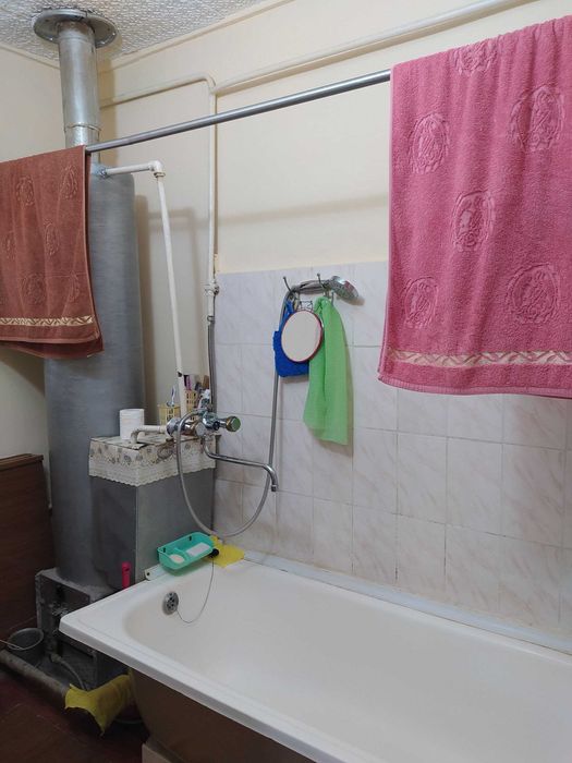 Участок 4.5 сотки с домом 4 комнаты Яшнабадское РОВД