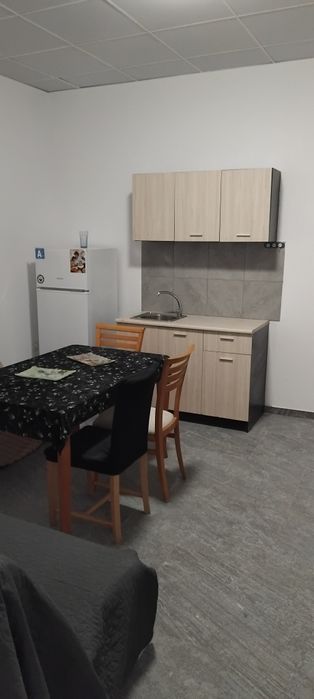 Дава се под наем Едностаен апартамент в Варна, Гръцка махала - 45 кв.м за 357 € - Снимка #2