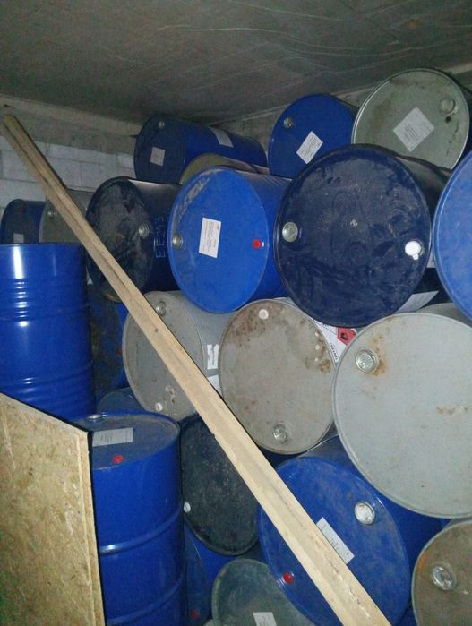 Mese, combustibil ponton butoaie tabla groasa cu bușon albastre corbu constanta transport contra cost