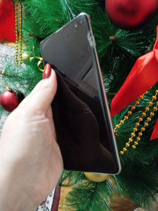 Самсунг галакси s10+