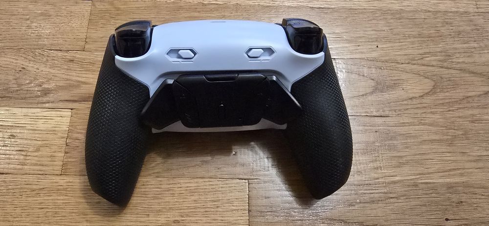 Controller PS5 + Gulit kit NS55 TMR Adjustable + ExtremeRate Rise 4